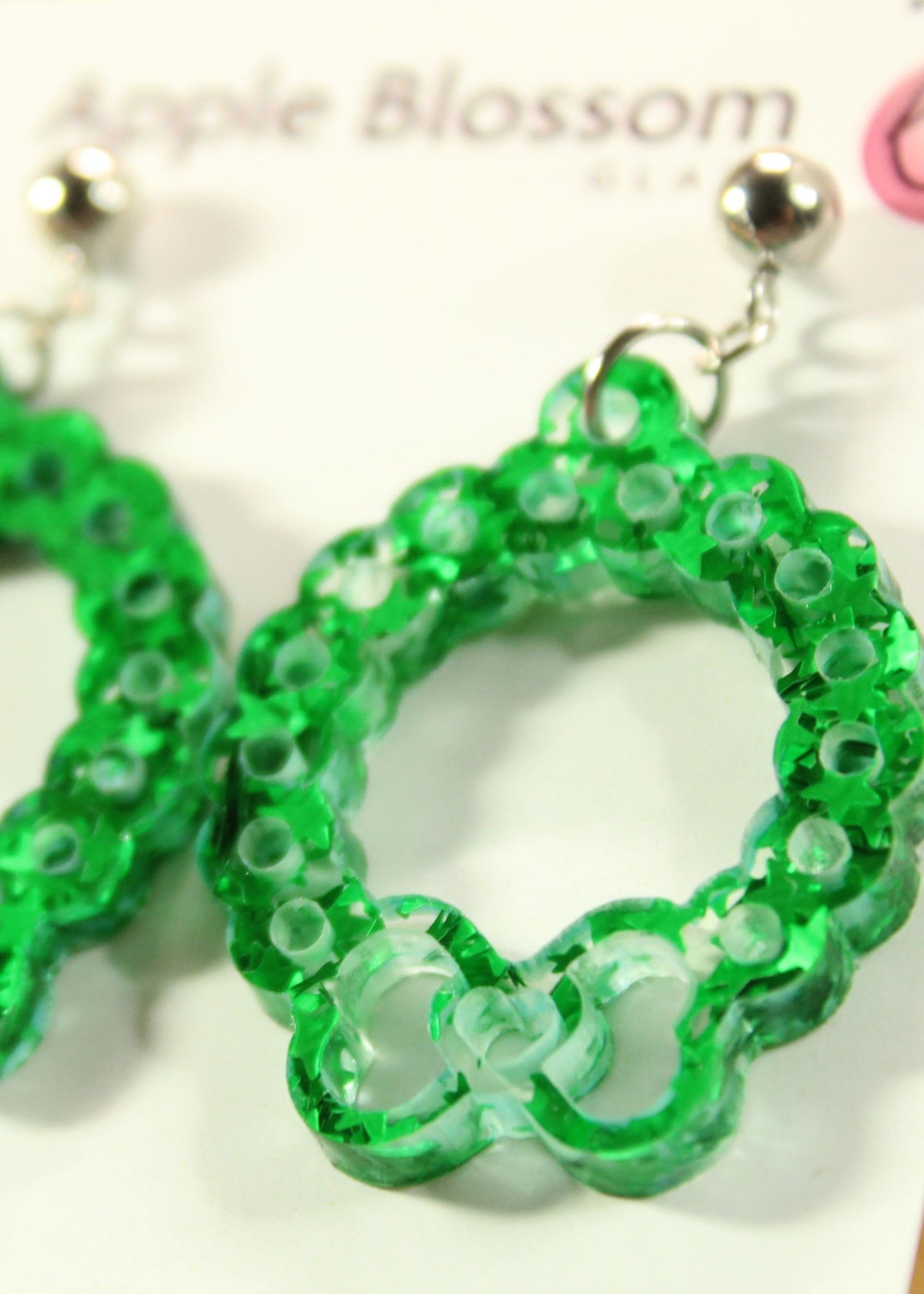 'Green Star Glitter Wreath' Acrylic Earrings