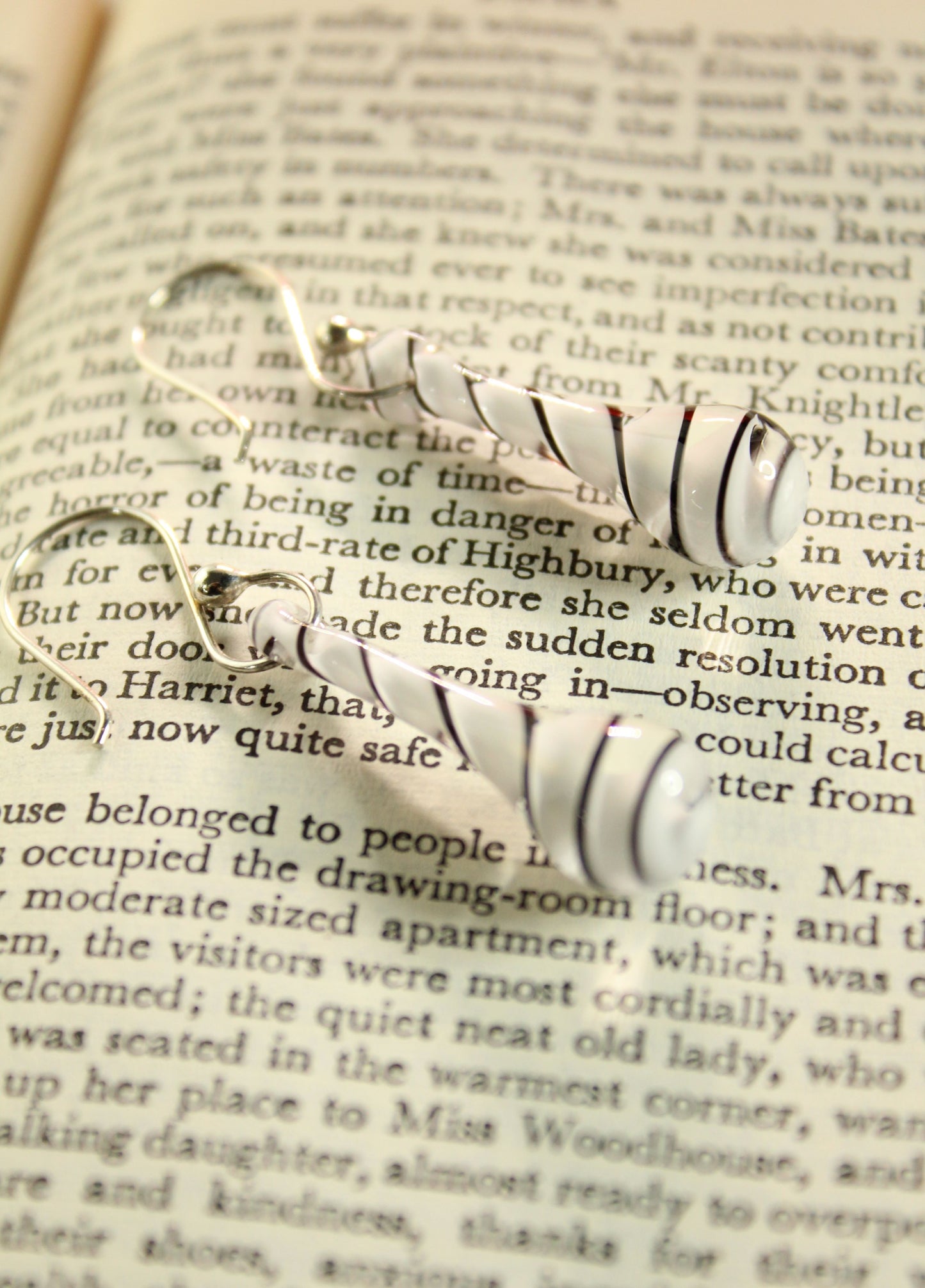 'Black & White Whirling' Glass Earring Drops